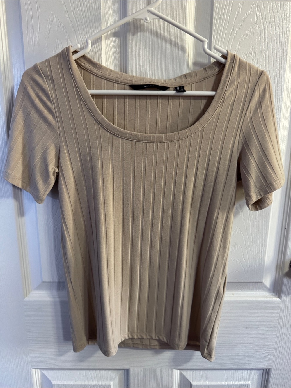 Vero Moda Ribbed Scoop Neck Short Sleeve Top - Beige